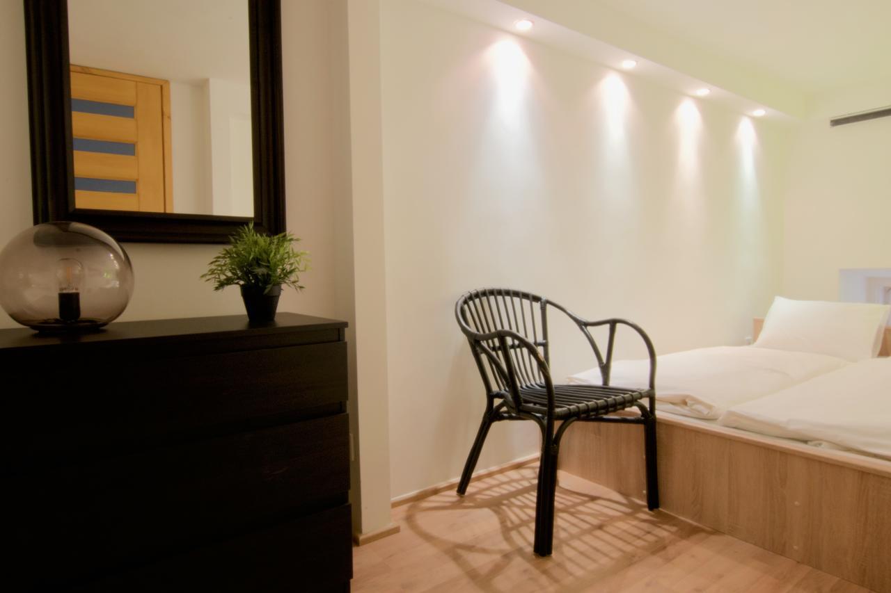 Standard Apartment By Hi5 - Terez 29 Budapest Exterior photo